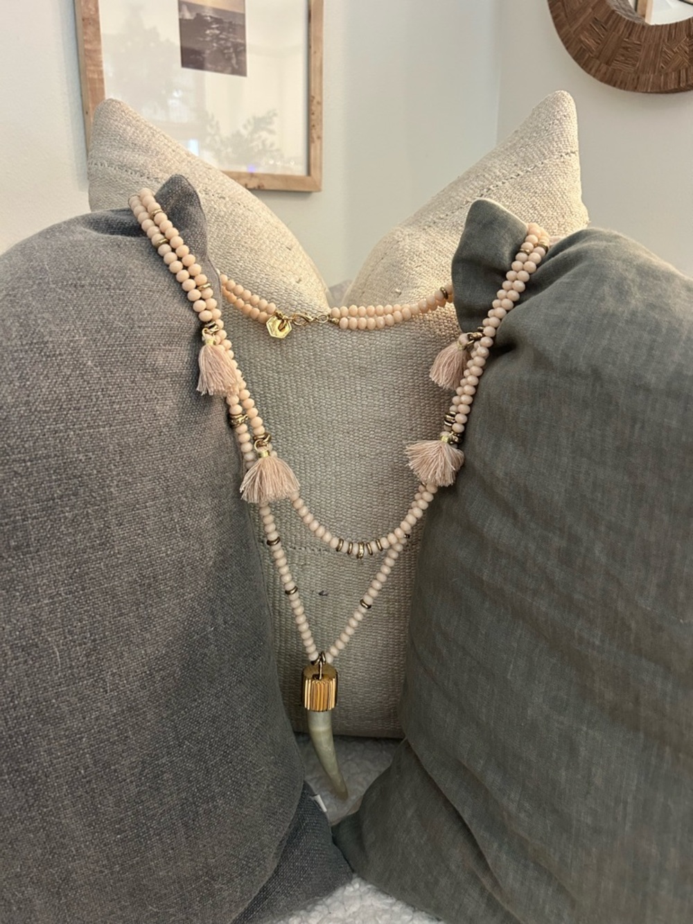 India Hicks, free spirit bone necklace excellent used condition